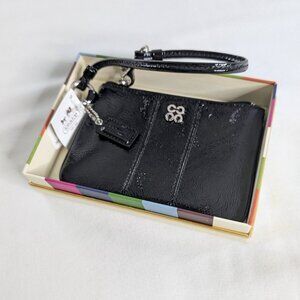 Coach Black Patent Leather Signature Zip Wristlet With Hang Tag NEW